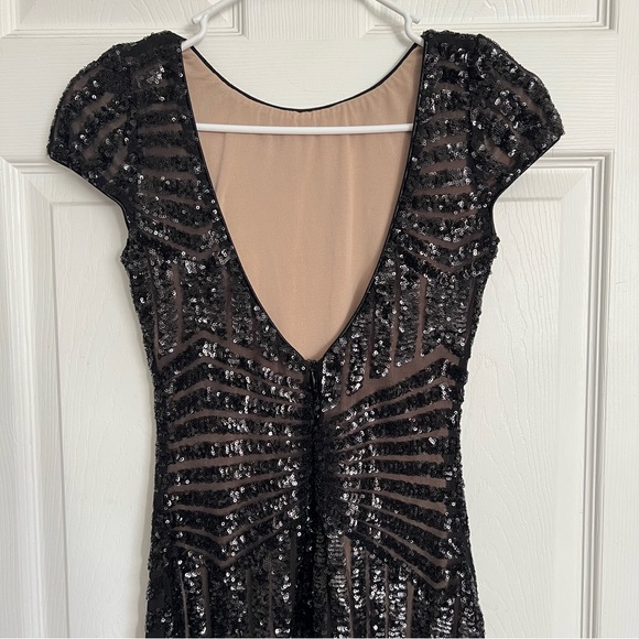 Dress The Population | Black Nude Sequin Dress - Picture 4 of 11